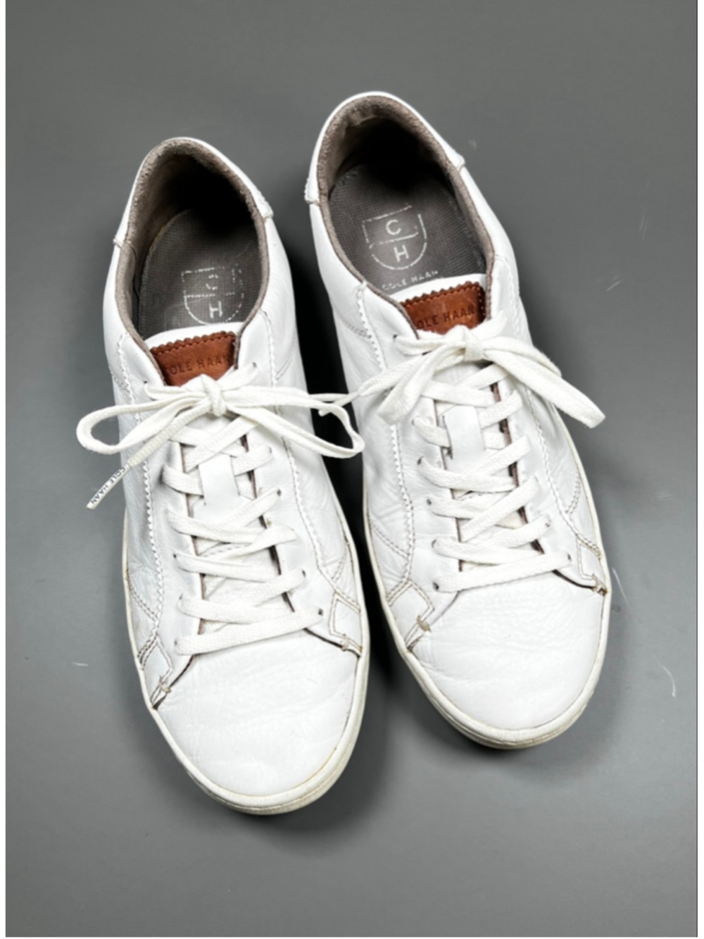 Cole Haan Womans Sneakers White Leather Sneakers Size 8.5 with Brown Accents